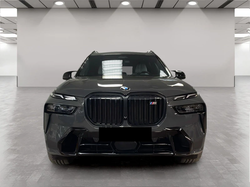 BMW X7 M60i/xDrive/CARBON/EXCLUSIV/H&K/ICONIC GLOW/PANO/, снимка 2 - Автомобили и джипове - 49462763