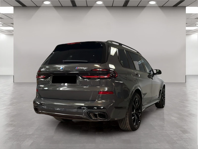 BMW X7 M60i/xDrive/CARBON/EXCLUSIV/H&K/ICONIC GLOW/PANO/, снимка 5 - Автомобили и джипове - 49462763