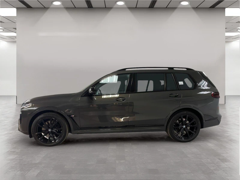 BMW X7 M60i/xDrive/CARBON/EXCLUSIV/H&K/ICONIC GLOW/PANO/, снимка 3 - Автомобили и джипове - 49462763