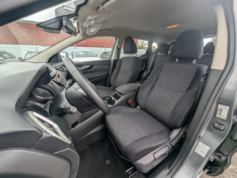 Nissan Qashqai 1.5dci 110к.с Серв.д-ти, снимка 9 - Автомобили и джипове - 52260961