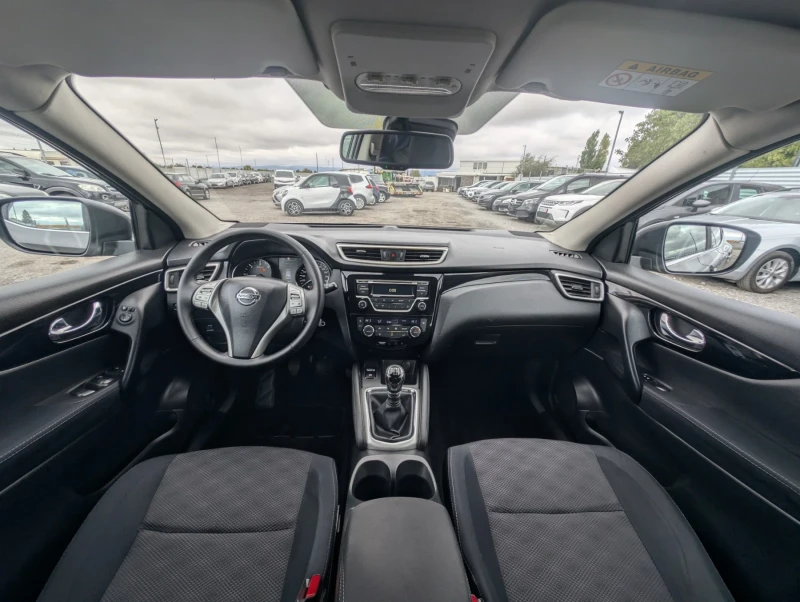 Nissan Qashqai 1.5dci 110к.с Серв.д-ти, снимка 10 - Автомобили и джипове - 52260961