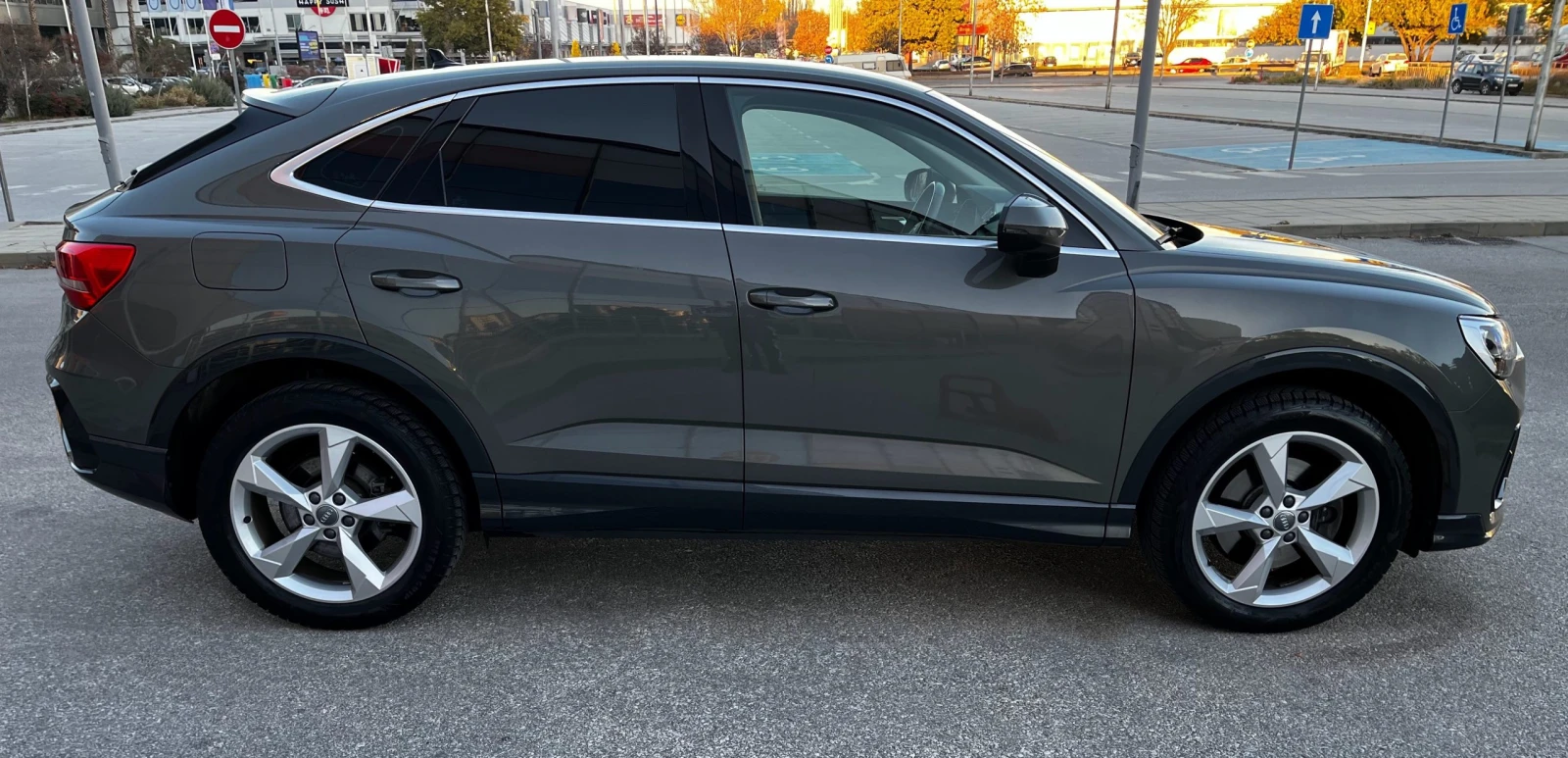 Audi Q3 Sportback QUATTRO/45 TFSI/S LINE - изображение 9
