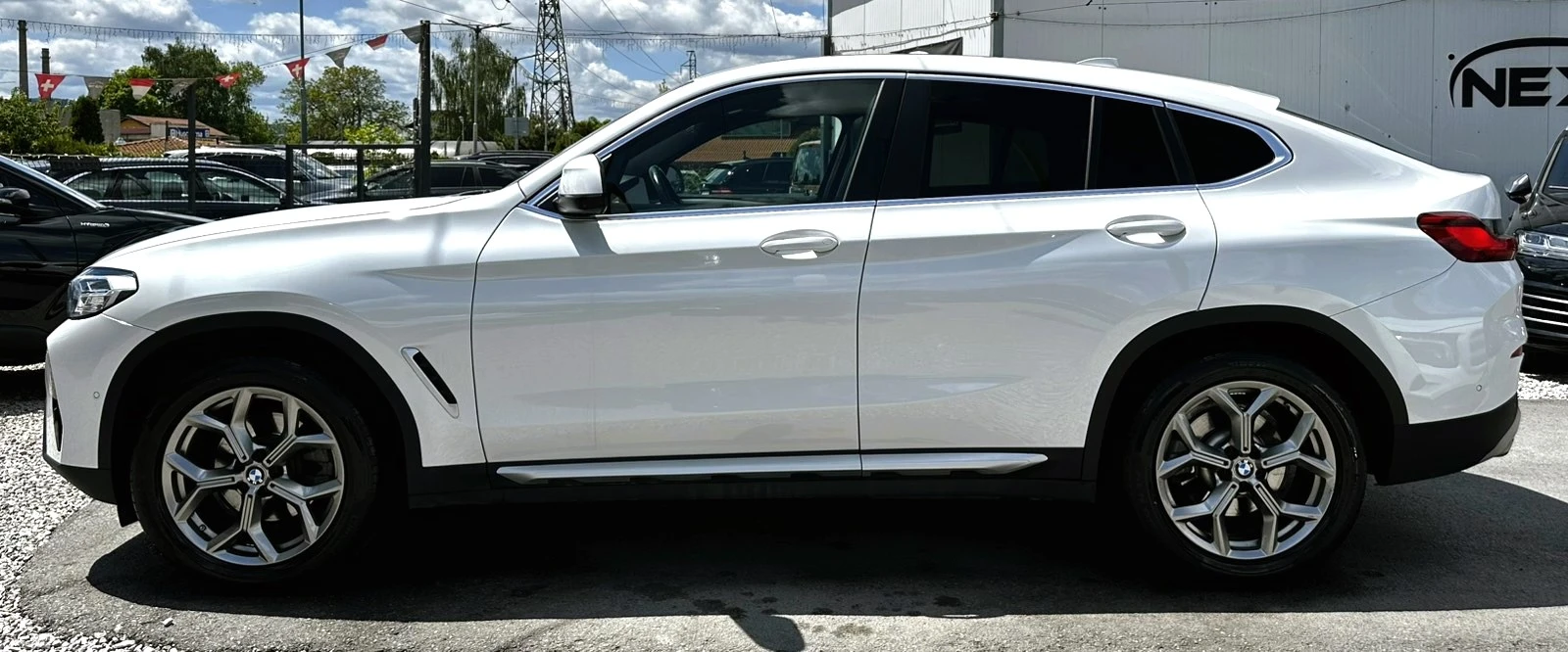 BMW X4 2.0i 252HP 35537KM - изображение 8