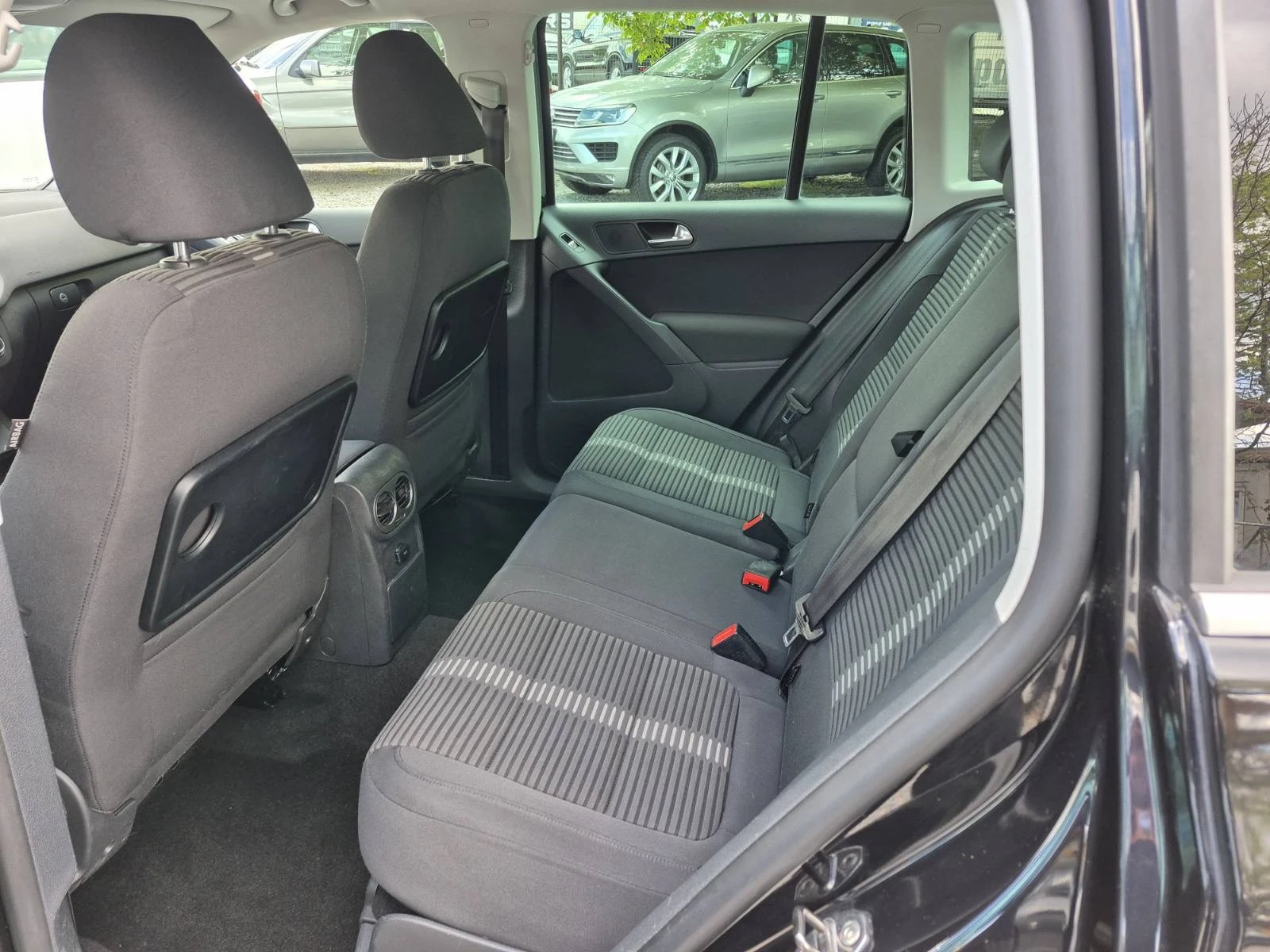 VW Tiguan 2.0TDI-4x4 - изображение 9