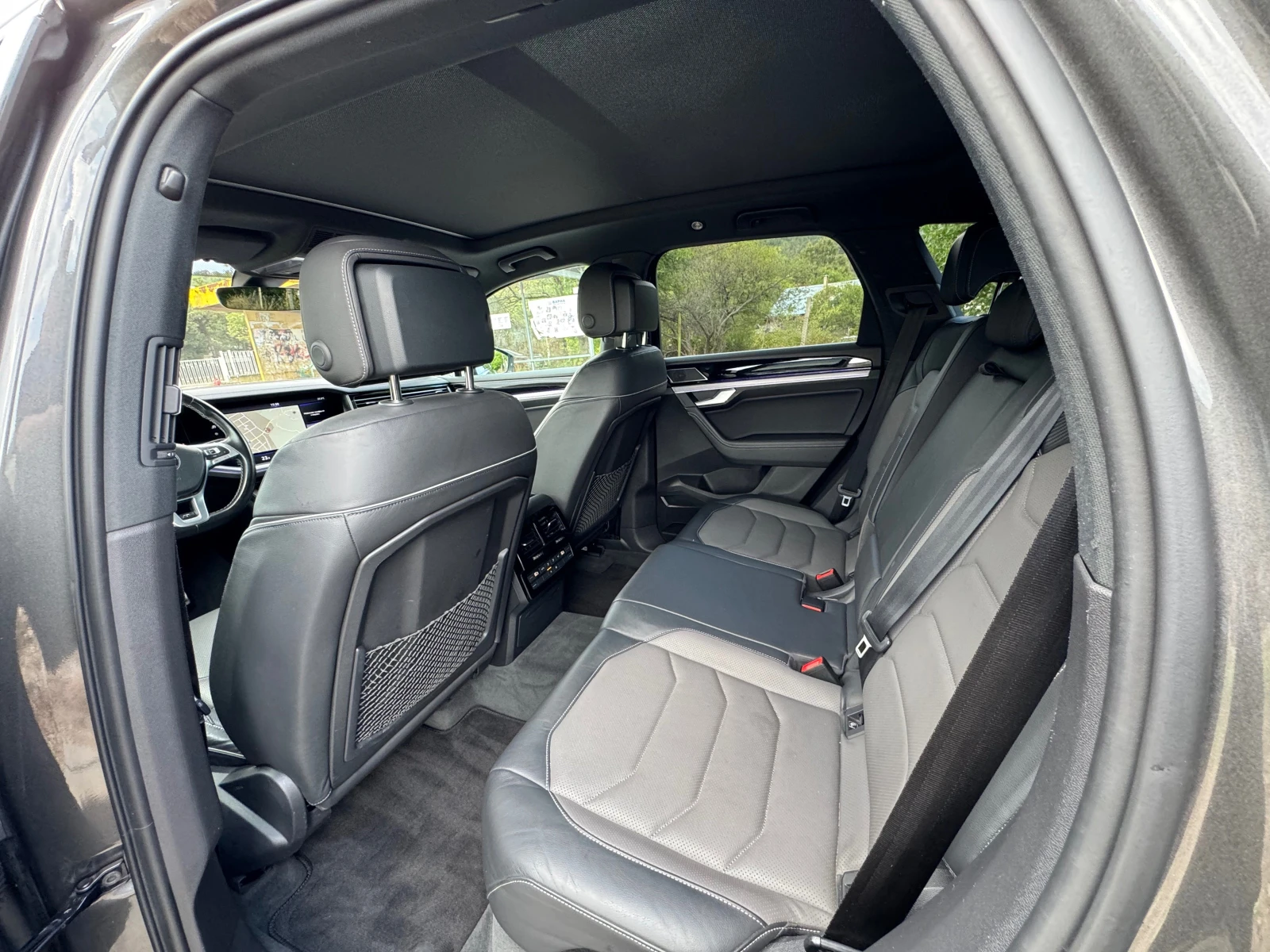 VW Touareg R-line 50TDI - изображение 8