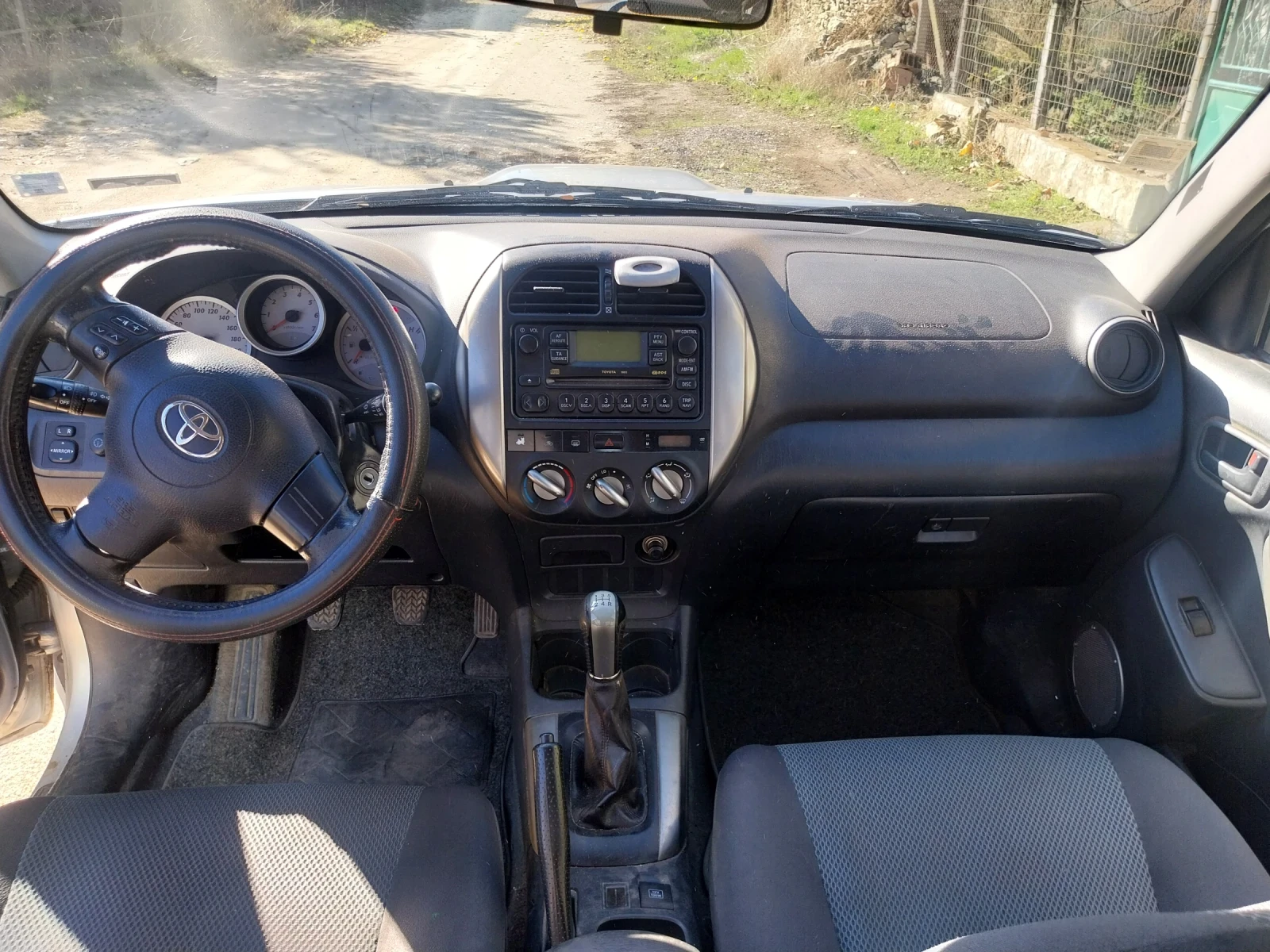 Toyota Rav4  - изображение 7