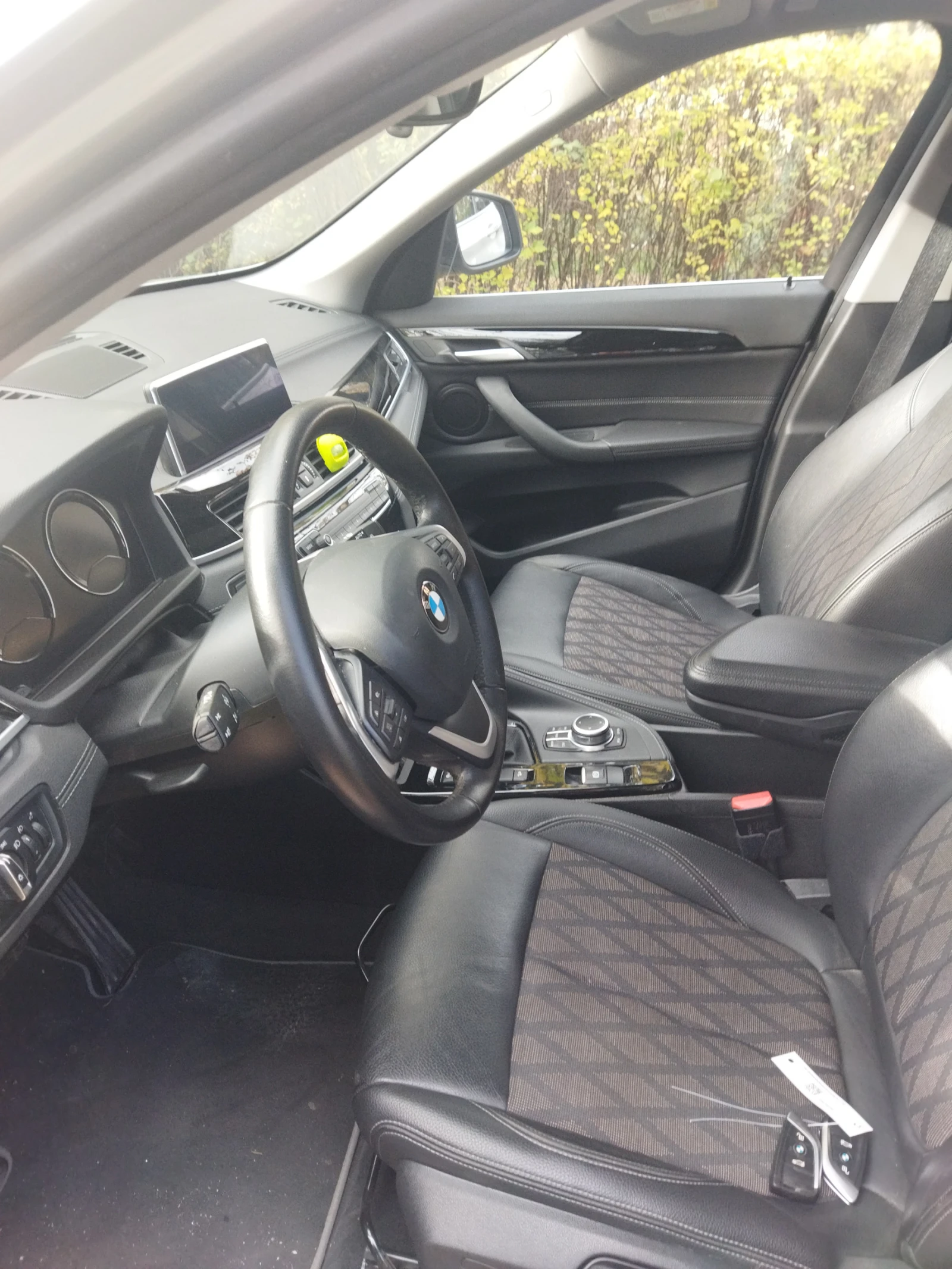 BMW X1 X drive 20 D - изображение 8