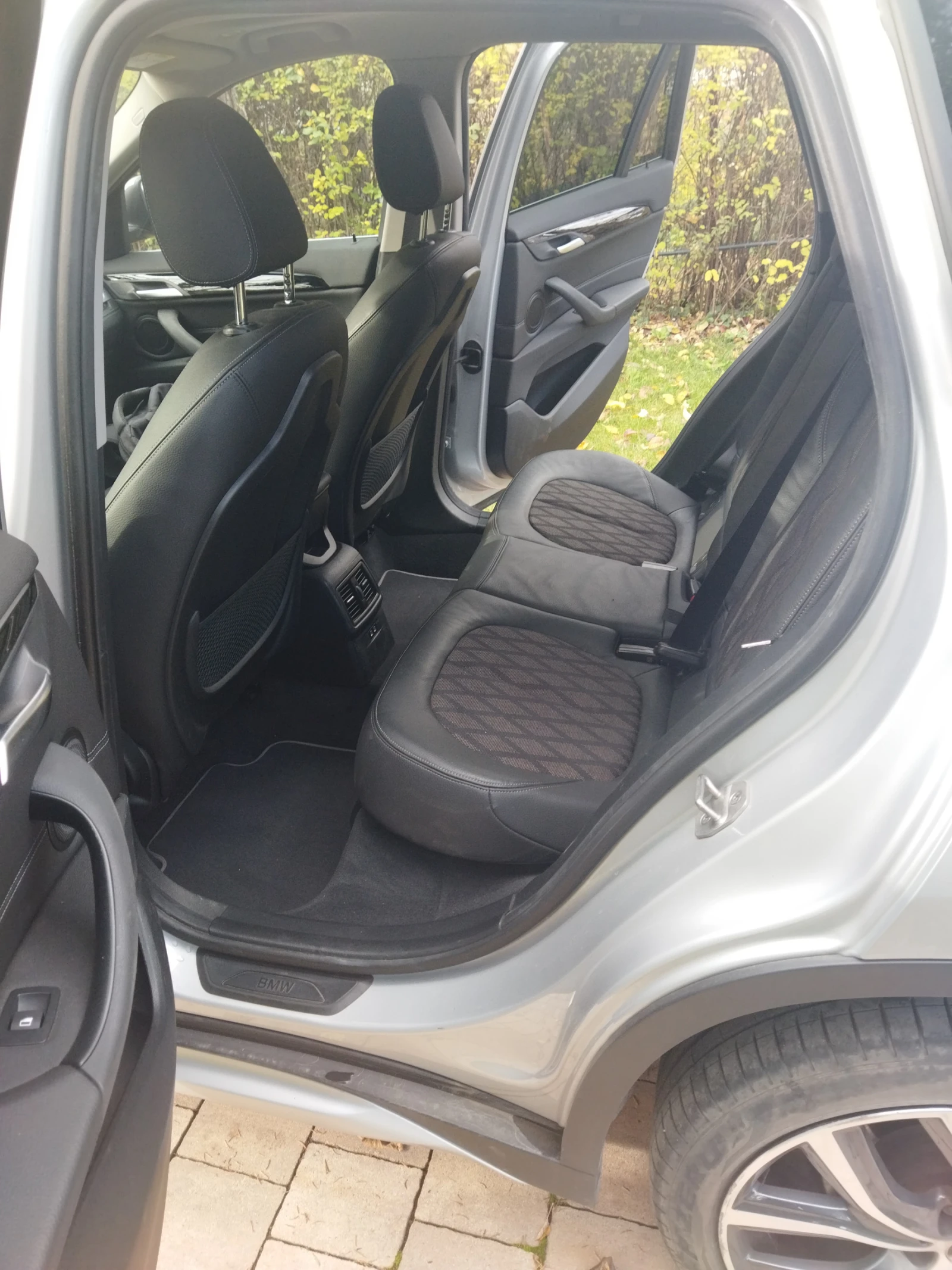 BMW X1 X drive 20 D - изображение 9