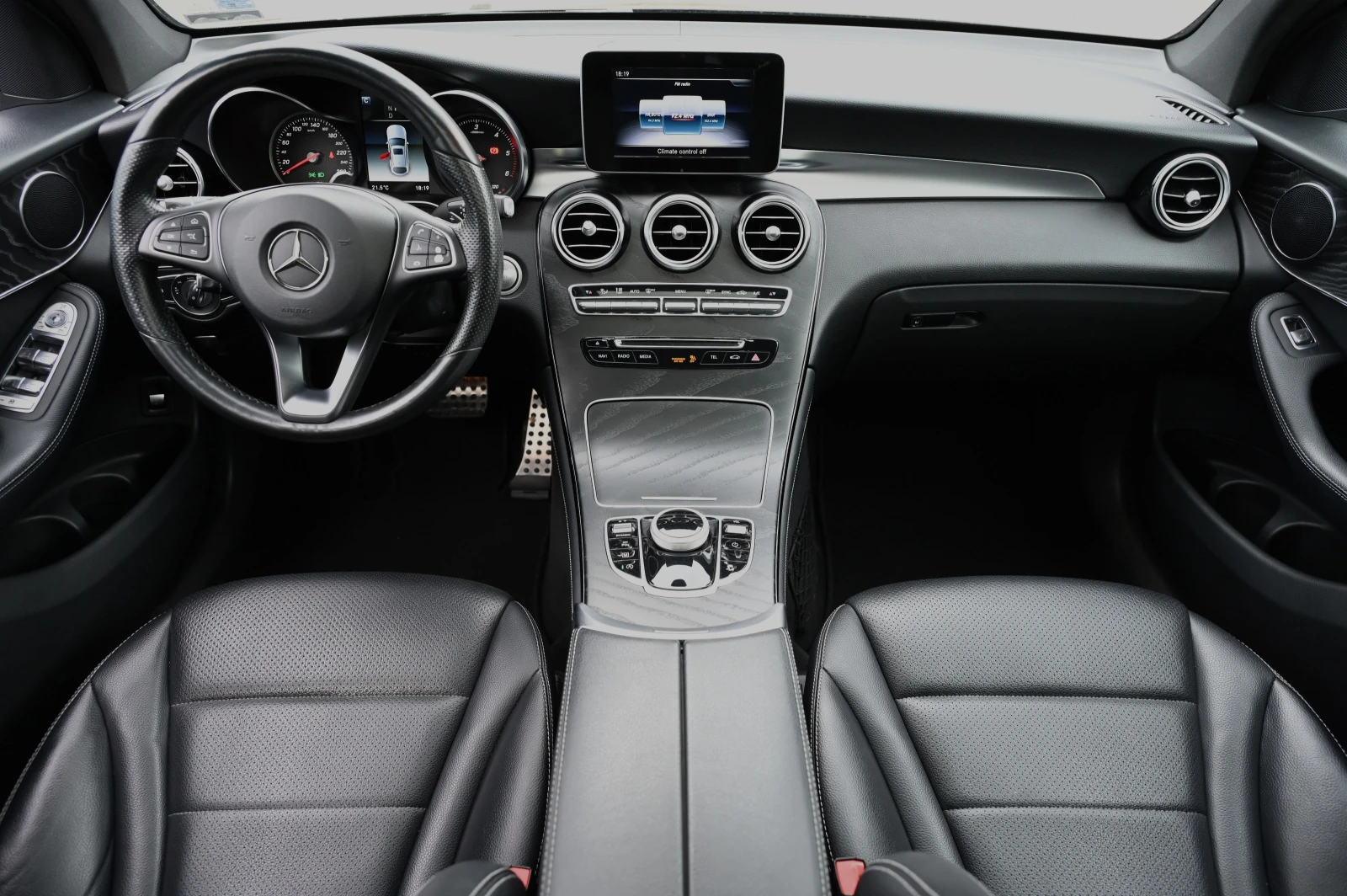 Mercedes-Benz GLC 250 COUPE/Сервизна история !!!, снимка 10 - Автомобили и джипове - 54466271