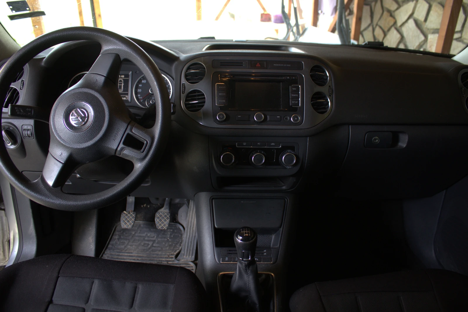 VW Tiguan, снимка 4 - Автомобили и джипове - 54584965