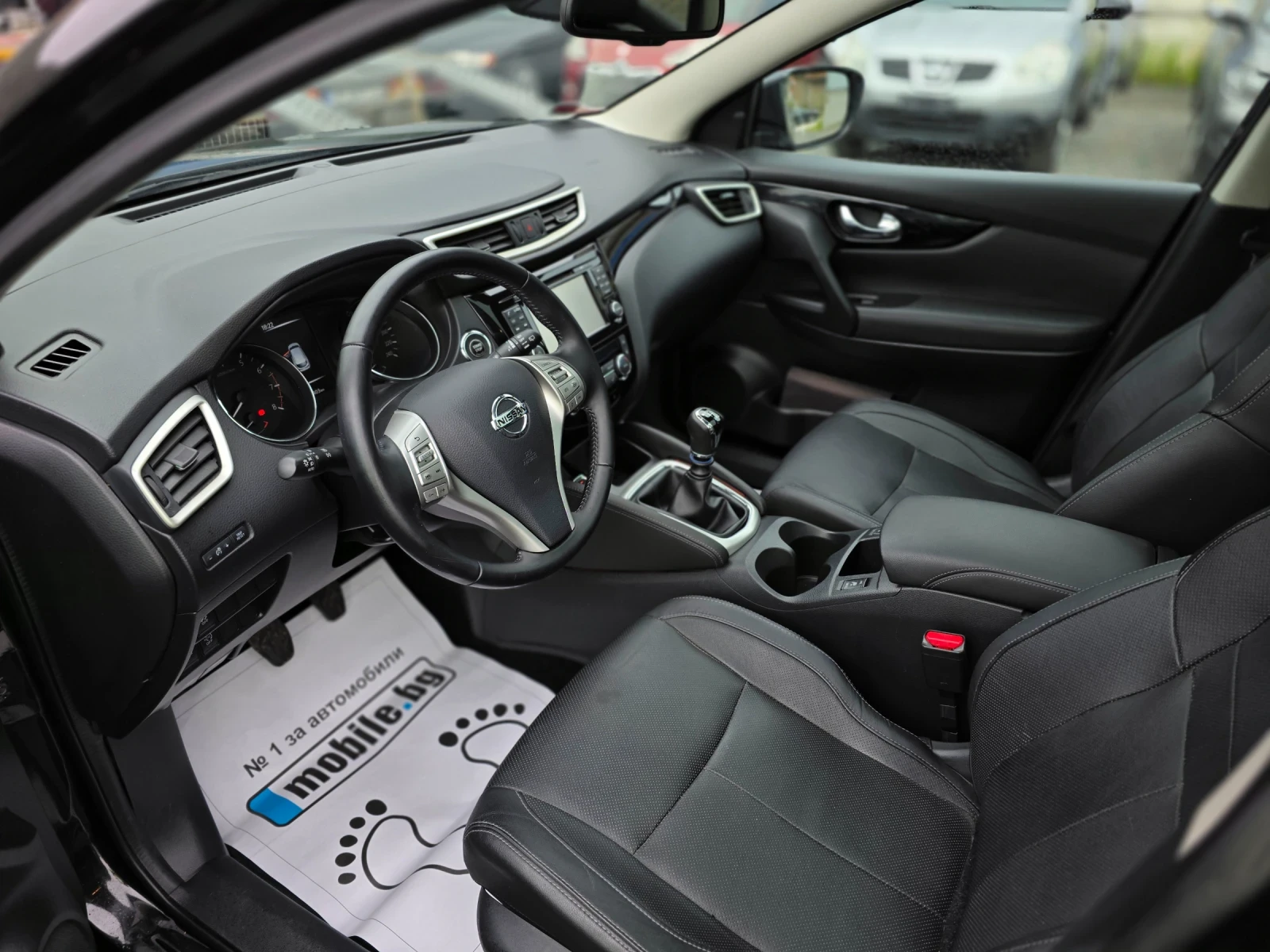 Nissan Qashqai 1.2T 116hp * TEKNA* 360* PANO* LED* , снимка 8 - Автомобили и джипове - 54584933