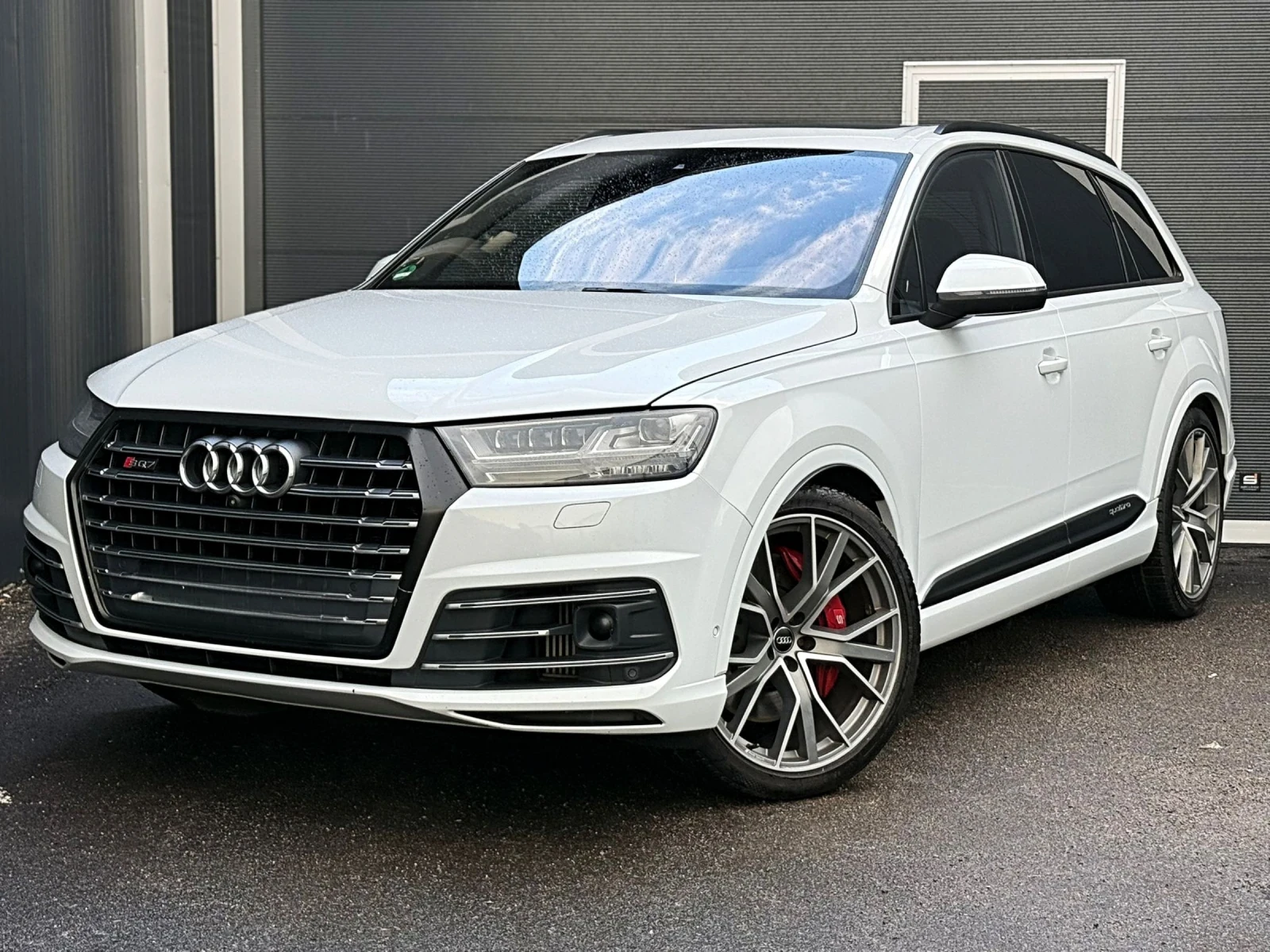 Audi SQ7 Audi SQ7 NIGHT VISION ? ? 360    BOSE   HEAD-UP, снимка 2 - Автомобили и джипове - 54623362