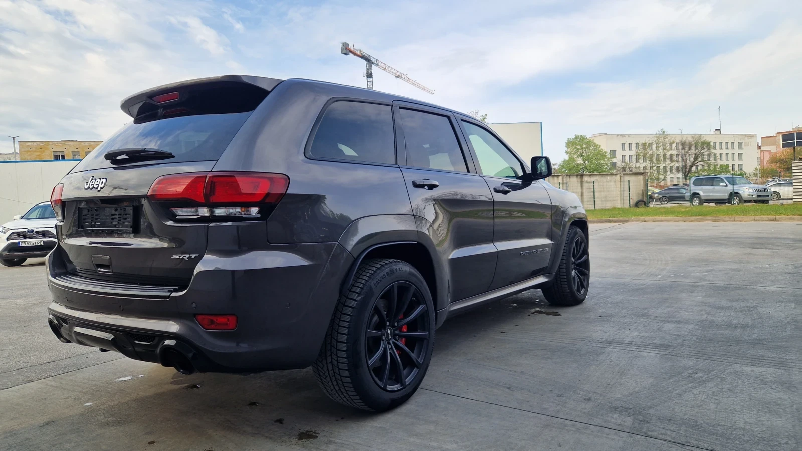 Jeep Grand cherokee 6.4 SRT, снимка 4 - Автомобили и джипове - 54973341