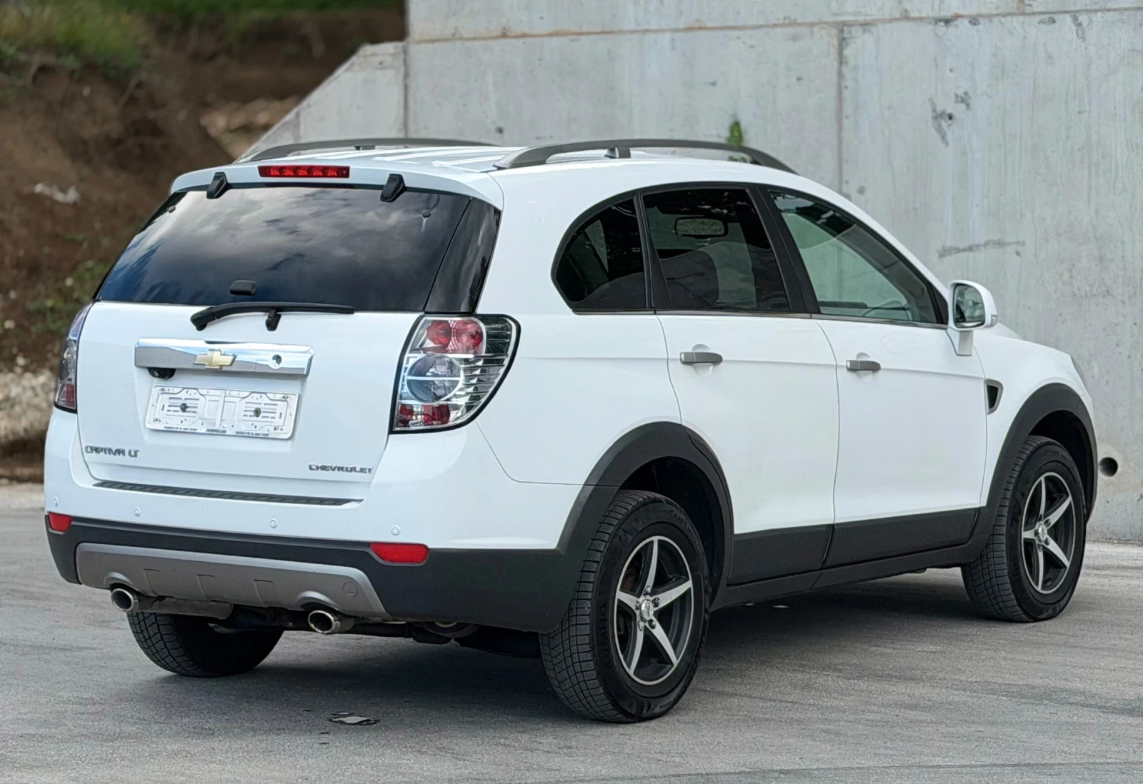 Chevrolet Captiva 2.0D 150к.с * 4х4* * Навигация* * Италия* , снимка 6 - Автомобили и джипове - 55205793