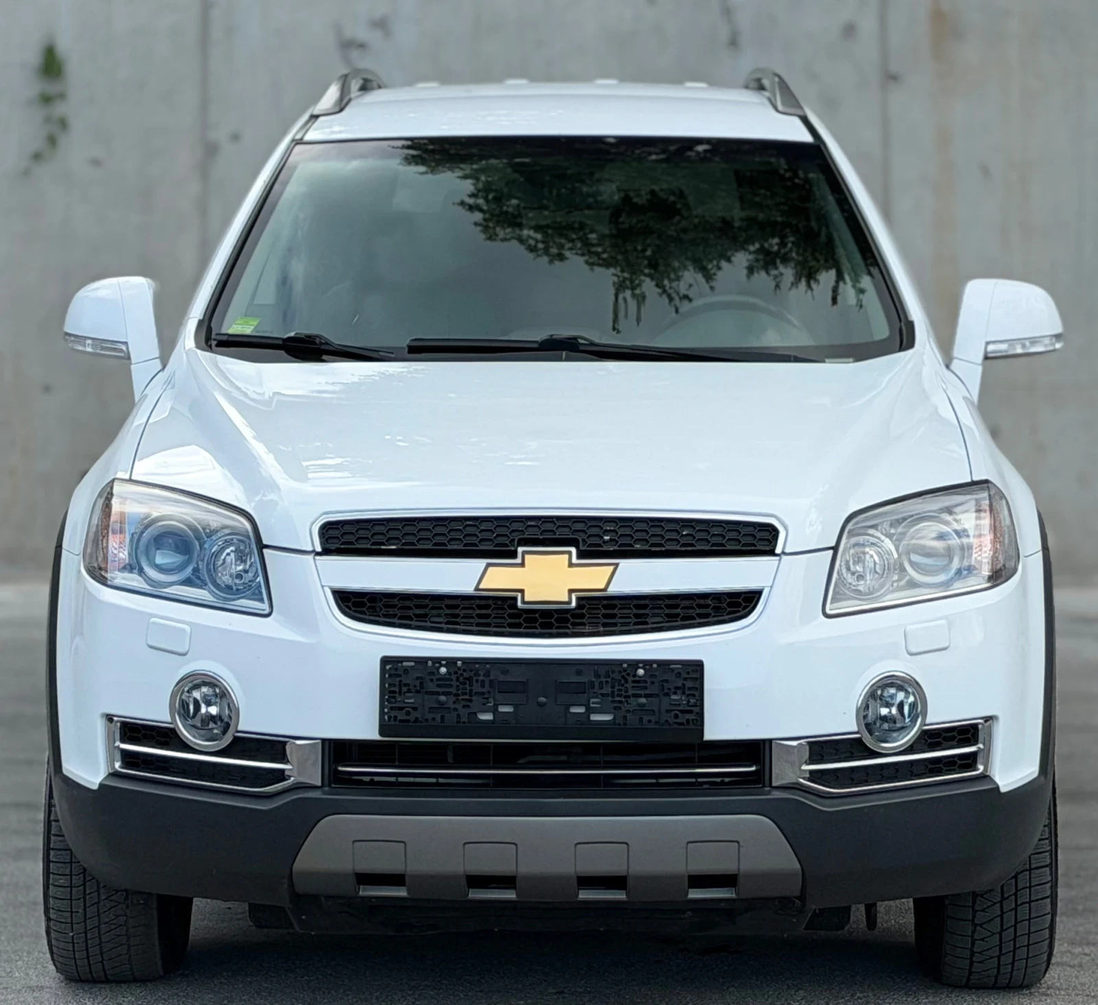 Chevrolet Captiva 2.0D 150к.с * 4х4* * Навигация* * Италия* , снимка 2 - Автомобили и джипове - 55205793