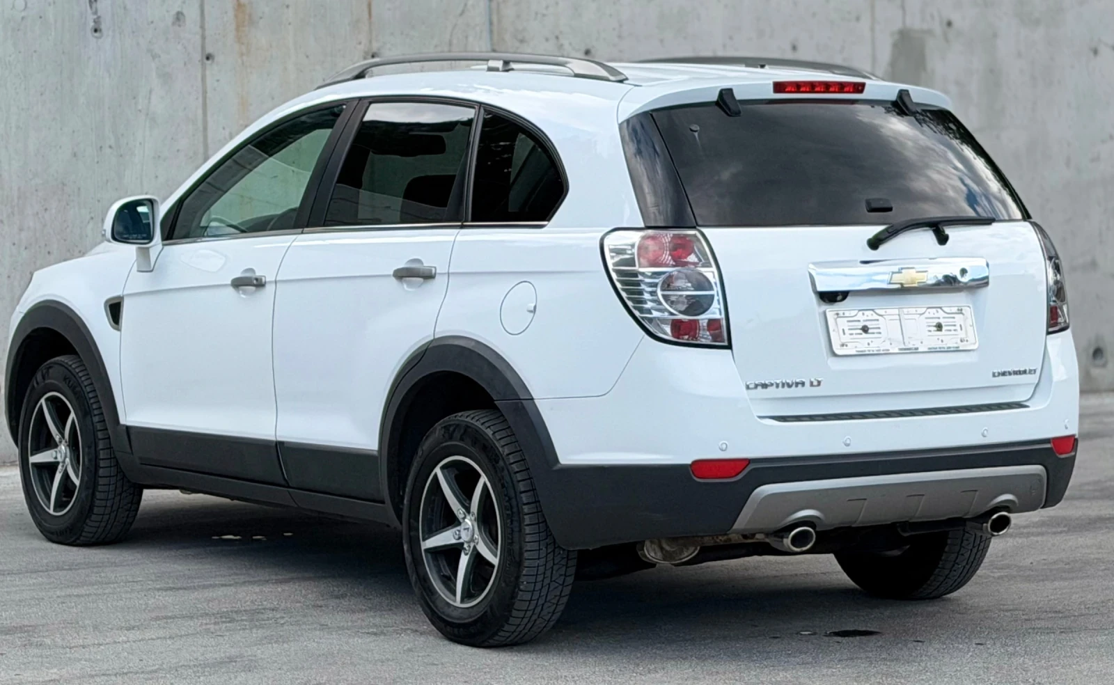 Chevrolet Captiva 2.0D 150к.с * 4х4* * Навигация* * Италия* , снимка 4 - Автомобили и джипове - 55205793