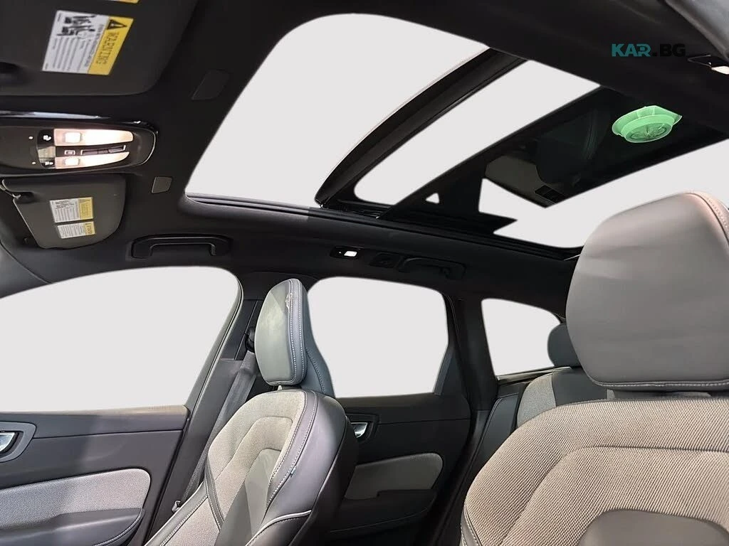 Volvo XC60 B6 R-Design AWD, снимка 15 - Автомобили и джипове - 55318789