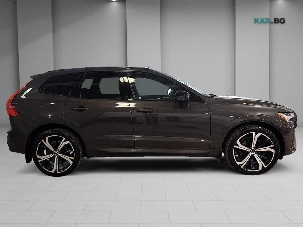 Volvo XC60 B6 R-Design AWD, снимка 4 - Автомобили и джипове - 55318789