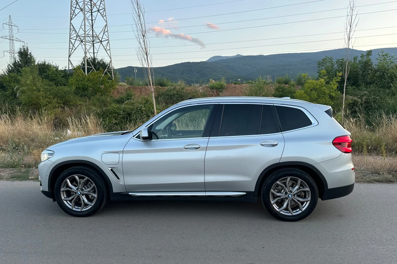 BMW X3 FULL/ПАНОРАМА/360/HUD/МЪРТВА ТОЧКА/KEYLESS/ПОДГРЕВ, снимка 7 - Автомобили и джипове - 55667648