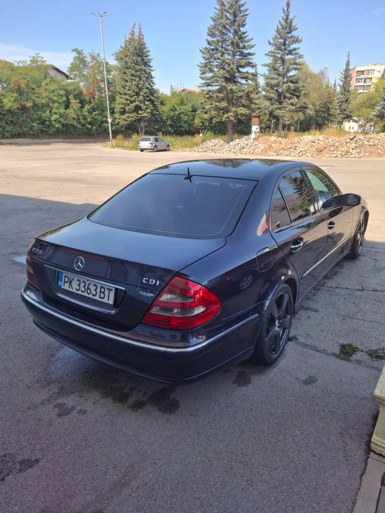 Mercedes-Benz E 270, снимка 4 - Автомобили и джипове - 56138395