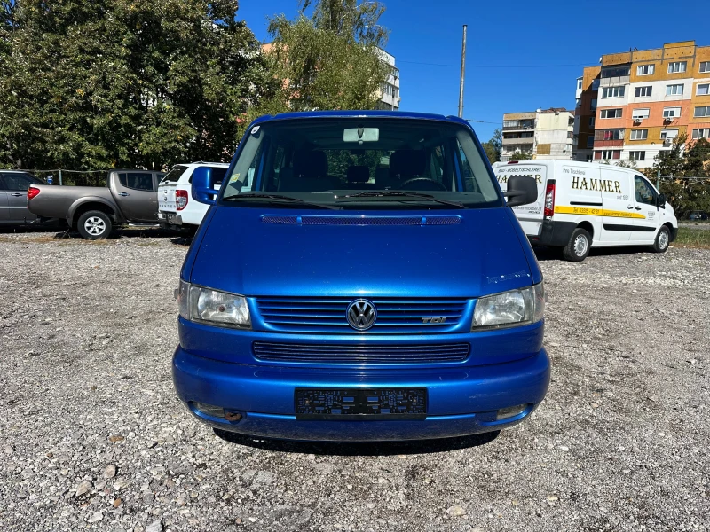 VW Multivan 2.5TDI 102KC, снимка 8 - Бусове и автобуси - 47417454