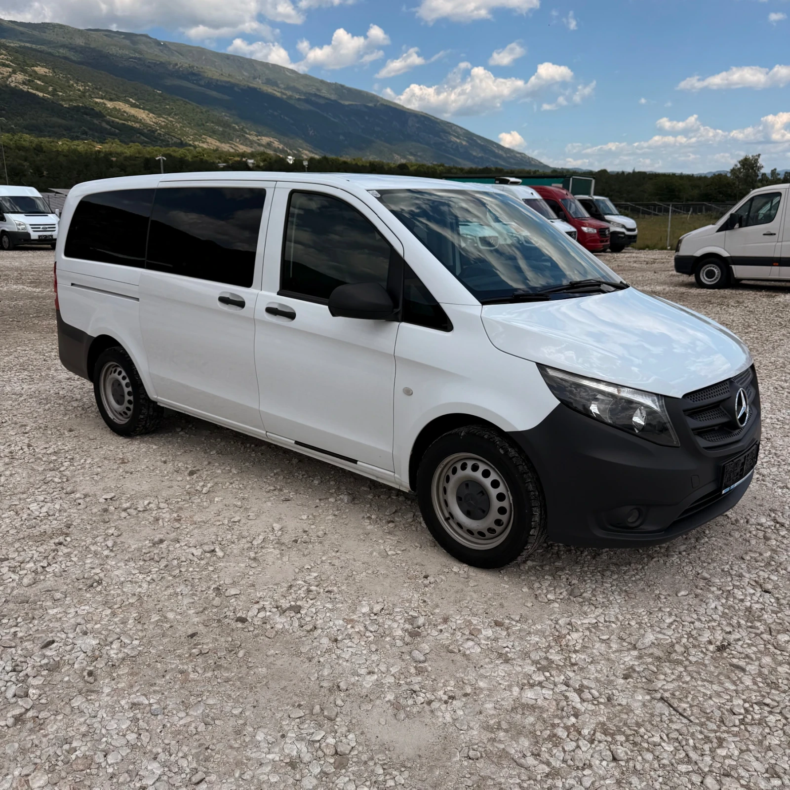 Mercedes-Benz Vito 4x4-Клима-9местен-2.2CDi-Евро6, снимка 2 - Бусове и автобуси - 54979579