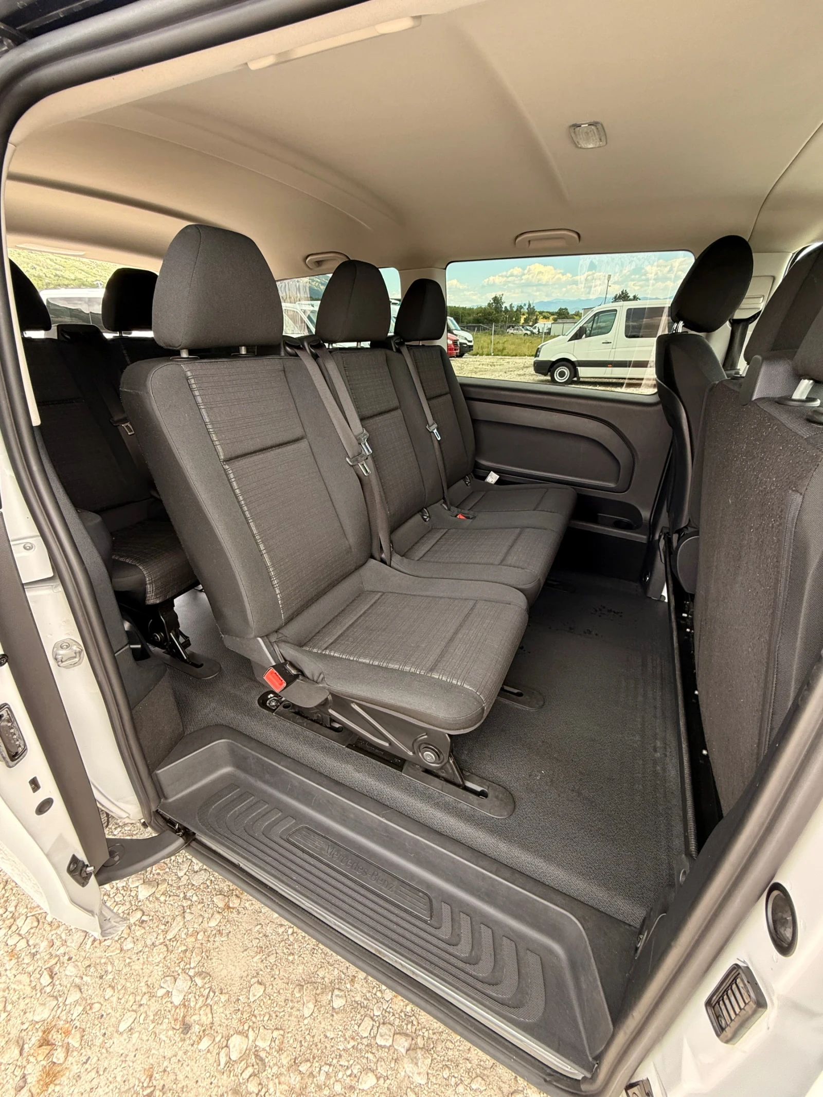 Mercedes-Benz Vito 4x4-Клима-9местен-2.2CDi-Евро6, снимка 9 - Бусове и автобуси - 54979579