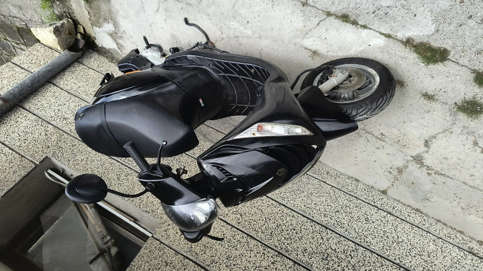 Piaggio Zip, снимка 12 - Мотоциклети и мототехника - 54645733