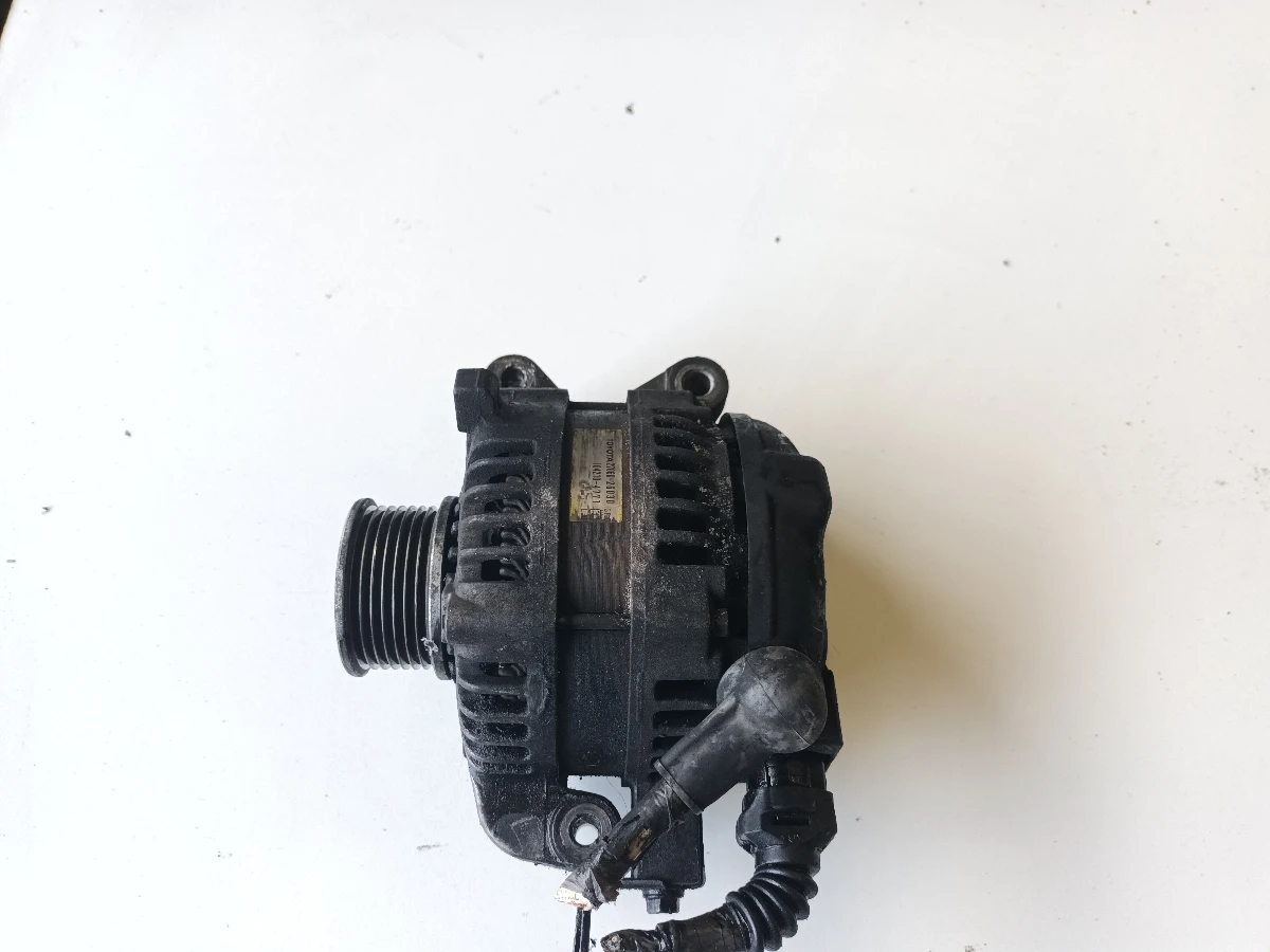 алтернатор Тойота Рав 4 2.2 д кат бл