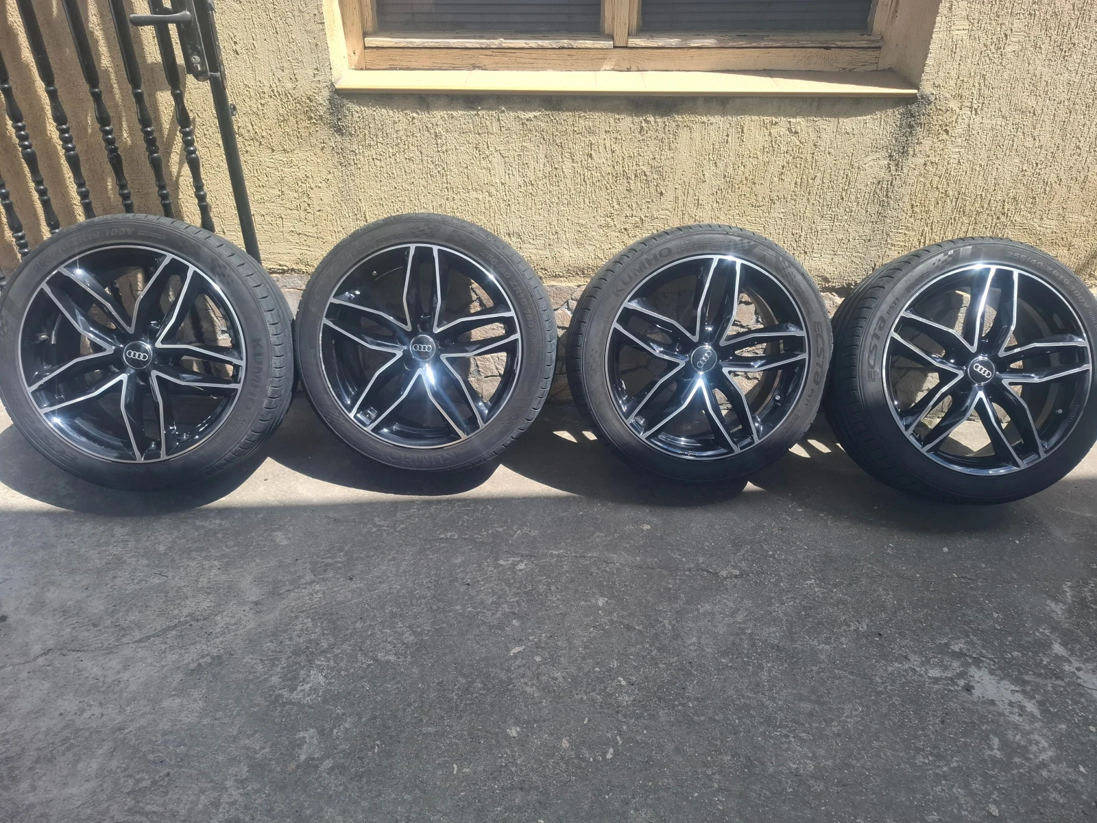 Гуми с джанти Kumho 255/40R19
