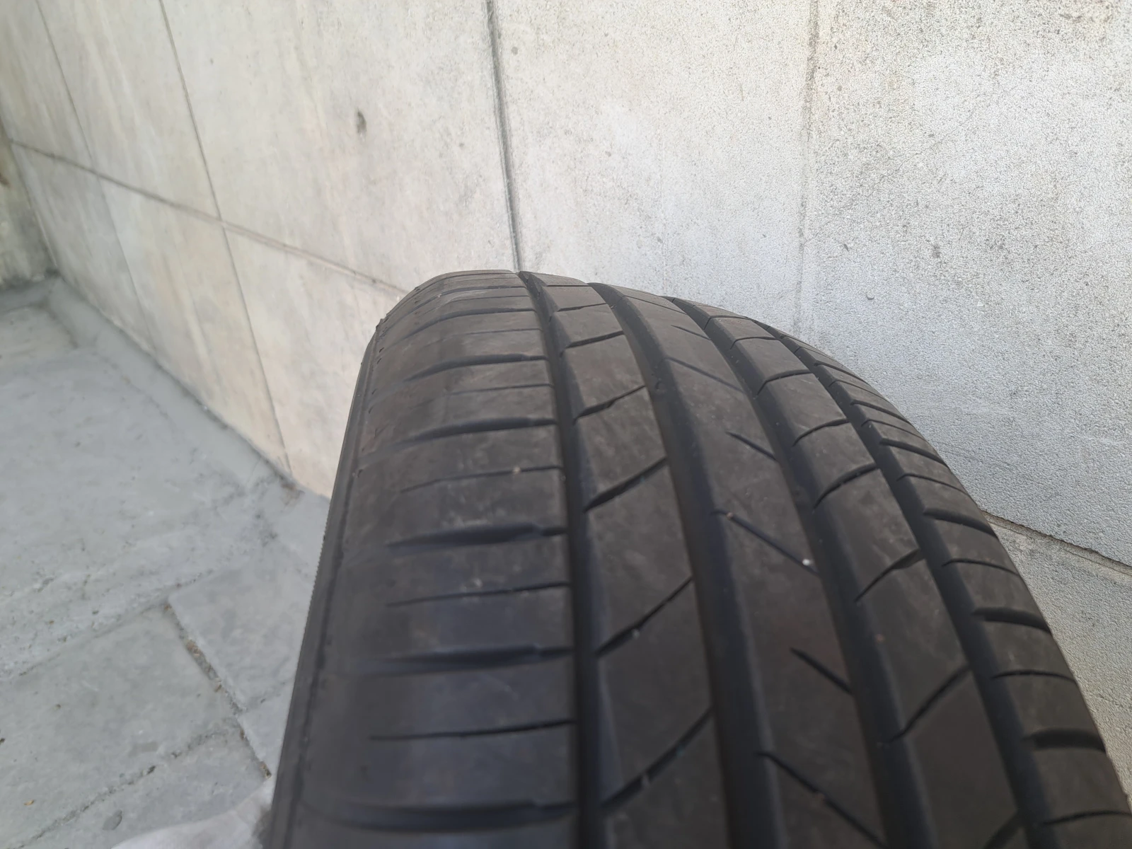 Гуми Летни 205/60R15, снимка 6 - Гуми и джанти - 54914930