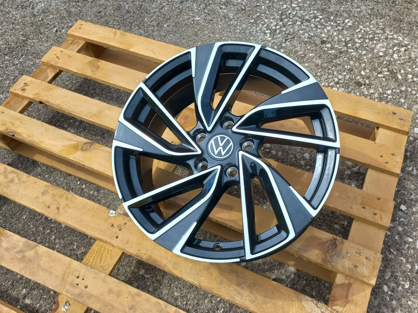 Джанти за VW, снимка 7 - Гуми и джанти - 55033740