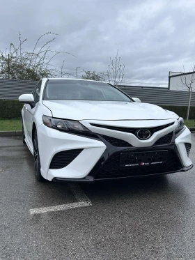 Toyota Camry SE, снимка 4