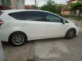 Toyota Prius Тойота Приус плюс , снимка 1