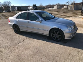 Mercedes-Benz C 220, снимка 4