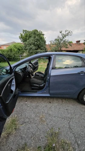 Hyundai I30 1.6  | Mobile.bg    13