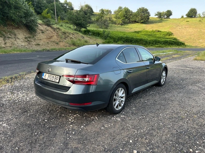 Skoda Superb 2.0 TD?, снимка 3 - Автомобили и джипове - 46908668