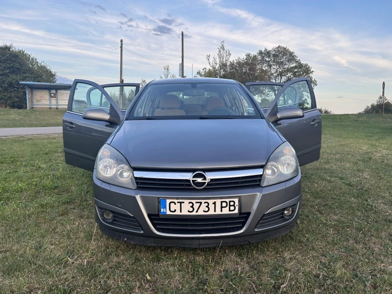 Opel Astra 1.6, снимка 4 - Автомобили и джипове - 47375281