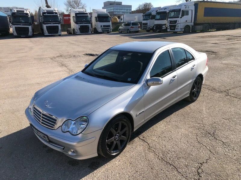 Mercedes-Benz C 220, снимка 5 - Автомобили и джипове - 48576887