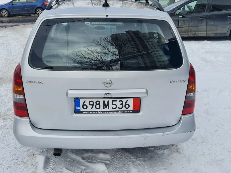 Opel Astra 1.6 CNG МЕТАН ЗАВОДСКИ ГЕРМАНИЯ, снимка 4 - Автомобили и джипове - 49210144