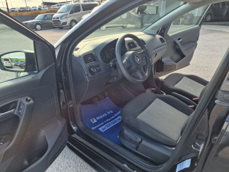 VW Polo 1.2I-10%, снимка 10 - Автомобили и джипове - 50328957