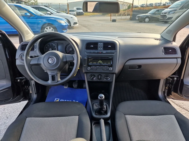 VW Polo 1.2I-10%, снимка 11 - Автомобили и джипове - 50328957