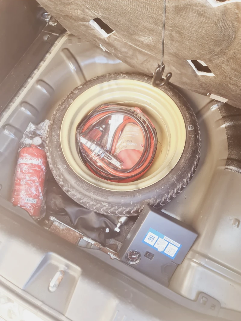 Honda Jazz, снимка 10 - Автомобили и джипове - 52682808