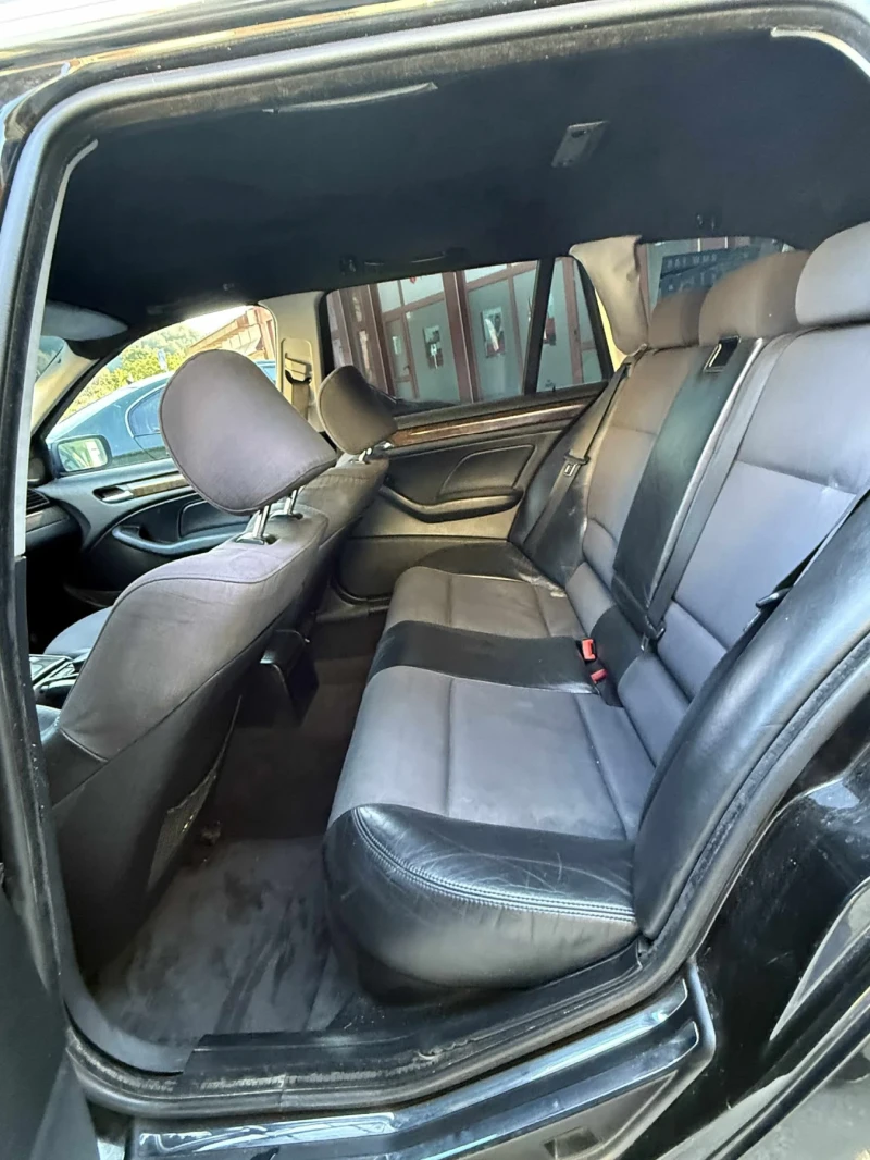 BMW 330, снимка 10 - Автомобили и джипове - 52362987