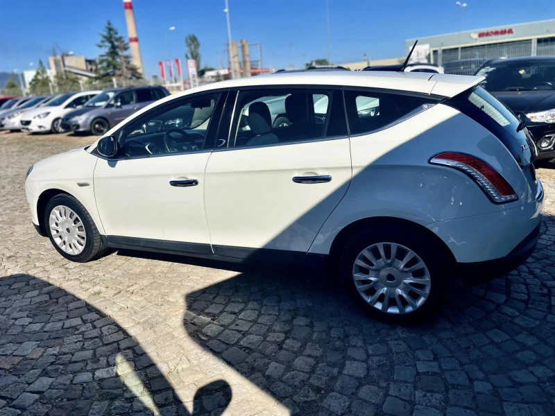 Lancia Delta 1.4i Газов Уредба, снимка 2 - Автомобили и джипове - 52813219