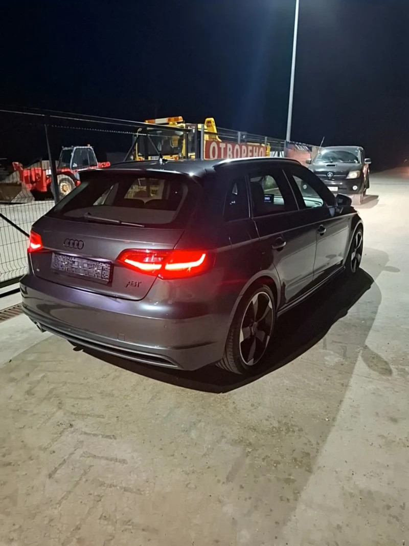 Audi A3 1.6TDI* Auto* DriveSelect* Keyless* TOP, снимка 7 - Автомобили и джипове - 52818016