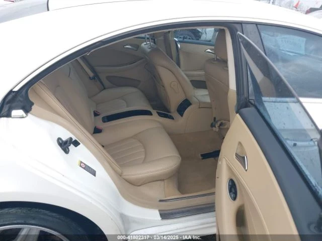 Mercedes-Benz CLS 500  - изображение 10