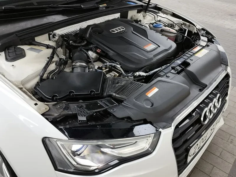 Audi A5 2.0 TDI Quattro, снимка 6 - Автомобили и джипове - 54552689