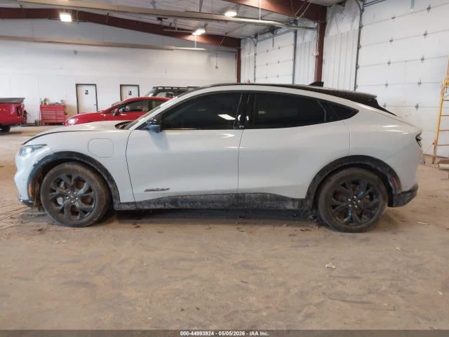 Ford Mustang Mach-E Premium AWD, снимка 8 - Автомобили и джипове - 55127046