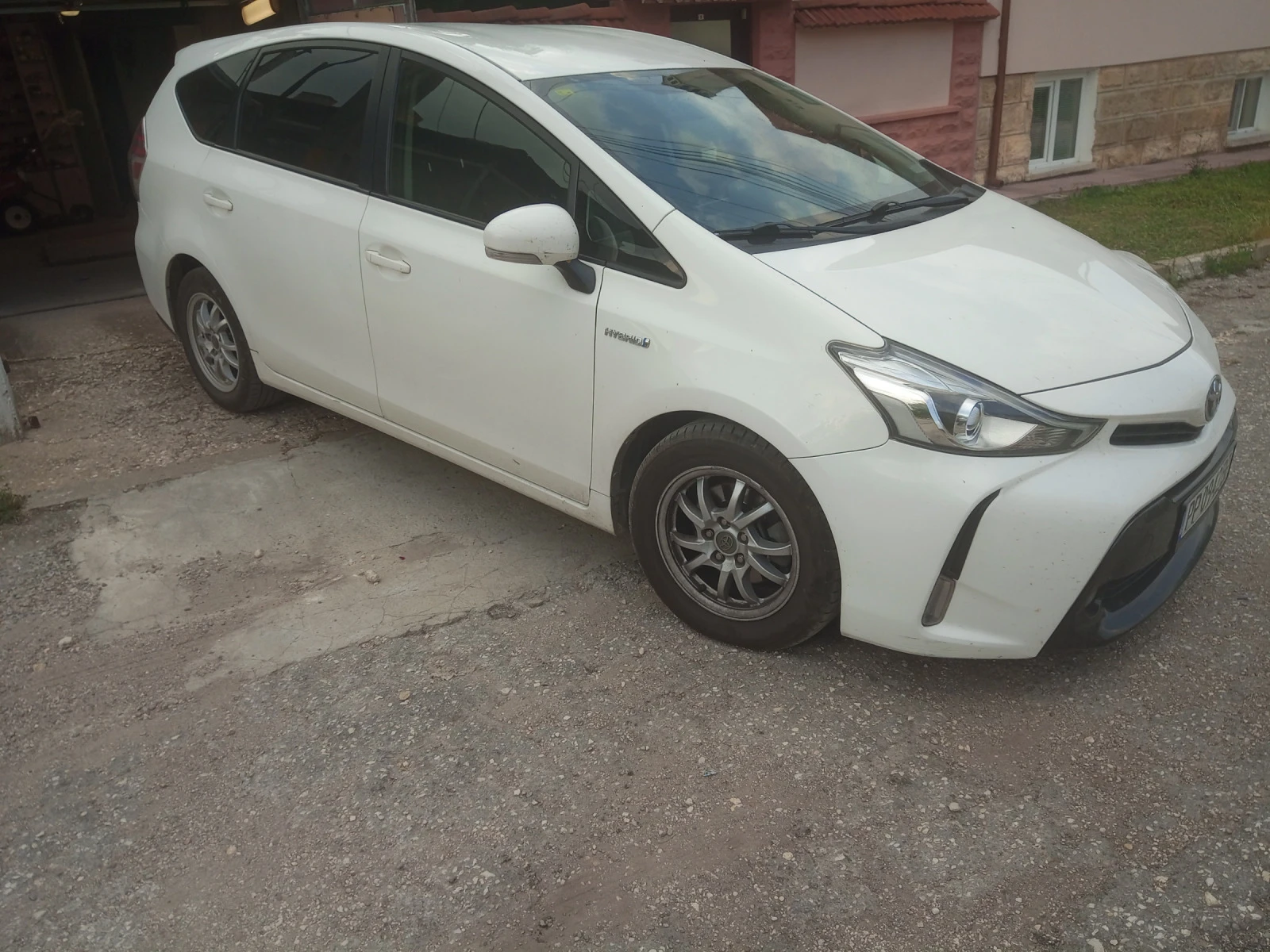 Toyota Prius Тойота Приус плюс  - изображение 8